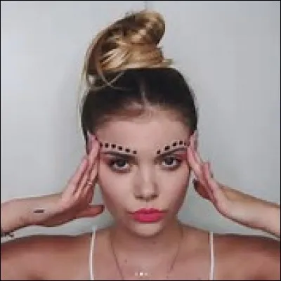 Où habite Roxane "Romy" ?