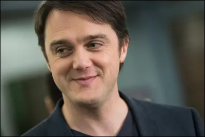 Qui aime bien jouer des tours à ses collègues ?