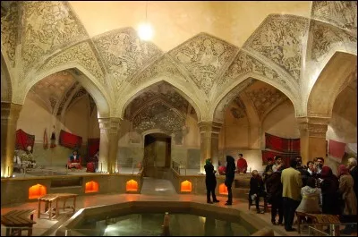 Où situez-vous Chiraz ?