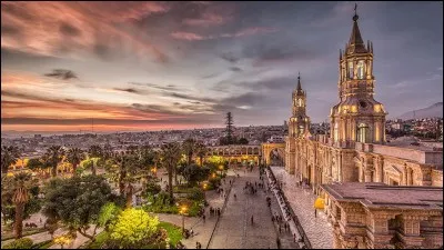 Où situez-vous Arequipa ?