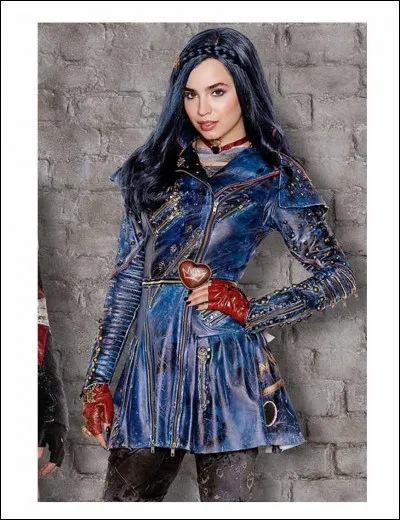 Quel est le vrai nom d'Evie ?