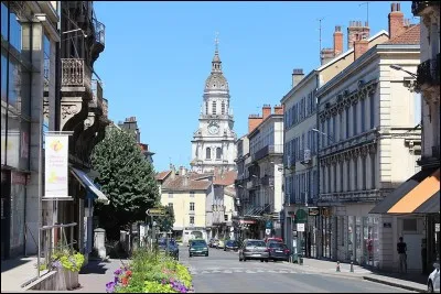 Il est une ville du pays de la belle volaille, Bourg-en-Bresse, ville dont on prononce le nom... ?
