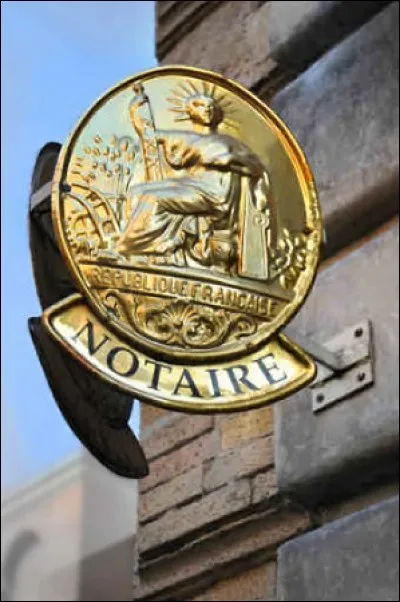 Nouvelle chanson, donc. Mais nouvel échec !
« J'ai pondu c'te fichue mélodie
maint'nant j'en ai la têt' farcie
ça fait "Laaa-lalalala-lâ-laa-la-lalalala",
et finit par "et caetera",
- Tu vois ? - Ben non, c'est pas clair,
T'as qu'à l'offrir à [Nom d'un chanteur] »