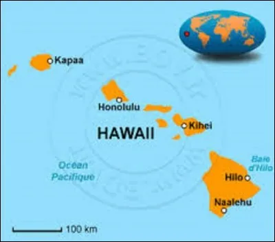 Dernier &Eacute;tat &agrave; int&eacute;grer l'Union, le 21 ao&ucirc;t 1959, Hawa&iuml; ou Hawaii est un archipel constitu&eacute; de 137 &icirc;les. Seul &Eacute;tat situ&eacute; en dehors du continent nord-am&eacute;ricain, car localis&eacute; en Oc&eacute;anie, ses huit principales &icirc;les sont : Niihau, Kauai, Molokai, Lanai, Kahoolawe, Maui, Hawa&iuml; et Oahu. &Icirc;le d'Oahu o&ugrave; se situe sa capitale depuis 1959 : quel est son nom ?