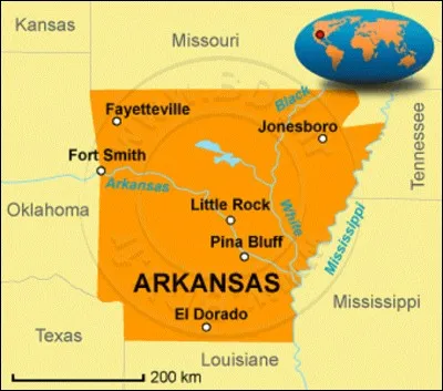 Adh&eacute;rant de l'Union depuis le 15 juin 1836, l'Arkansas est un &Eacute;tat du sud. Comptant 2 915 918 citoyens sur une superficie de 137 732 km&sup2;, il est le 32e le plus peupl&eacute; et le 29e &Eacute;tat le plus vaste du pays. Fond&eacute;e en 1819, quelle ville est sa capitale depuis 1821 ?