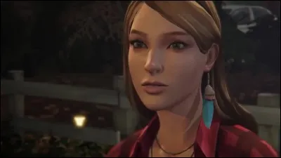 Comment s'appelle l'ancienne meilleure amie de Chloe ?