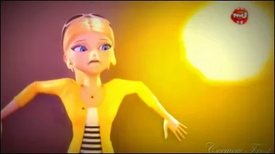 Est-ce que Chloé a le Miraculous de l'abeille ?
