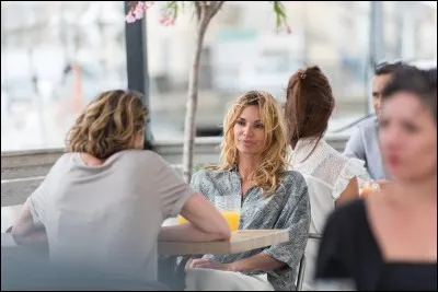 Est-ce que Chloé a une sur ?