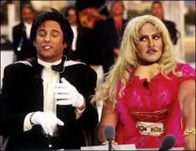 Comment s'appelait la partenaire d'Antoine quand il incarnait le sosie de David Copperfield ?