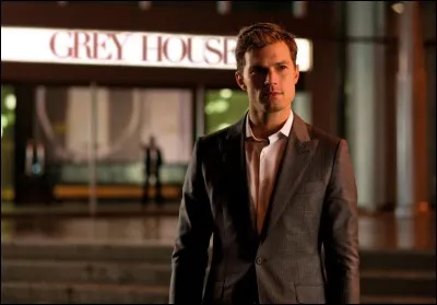 Qui a écrit les 3 tomes de "50 Nuances de Grey" ?