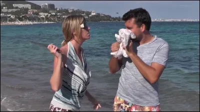 Le voyant dans cet état, sa femme s'est mise en colère, et j'ai très vite compris qui portait ...