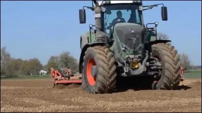 Quel est le mod&egrave;le de ce tracteur ?