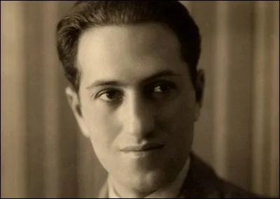 Complétez le titre de cette œuvre de George Gershwin : ''Un Américain à .........'' ?