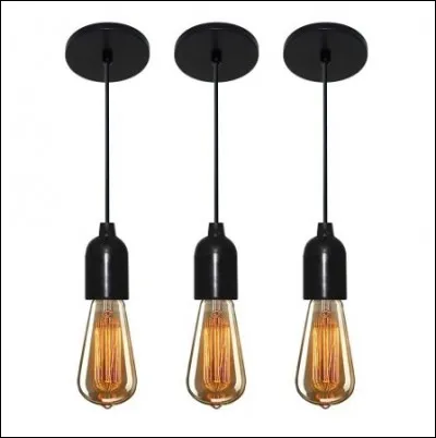 Enfin, à force de voyages, je rencontre à Tunis celui qui m'épousera en 1904. Sans enfants - incompatibles avec ma vie - je pars seule pour l'Inde (1911), prévenant mon mari d'un retour dans 18 mois et ... (Complétez !)