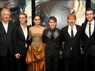 Quel membre de la famille Weasley est mordu par un loup-garou dans "Harry Potter et les Reliques de la Mort" ?