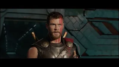 Qui est-ce que Thor doit affronter dans l'arène ?