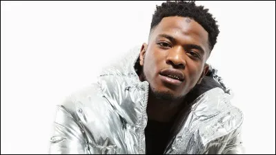 Comment s'appelle ce chanteur ?