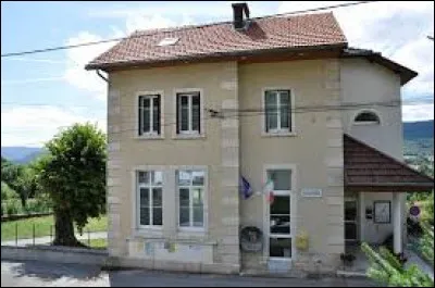 Nous sommes en Bourgogne-Franche-Comté, à Ponthoux. Ancienne commune de l'arrondissement de Saint-Claude, elle se situe dans le département ...