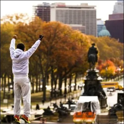 Dans quelle ville Rocky réside-t-il ?