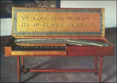 Quel nom porte le premier instrument de musique à clavier ?