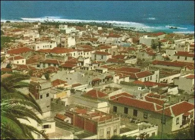 De combien d'îles principales sont formées les îles Canaries ?