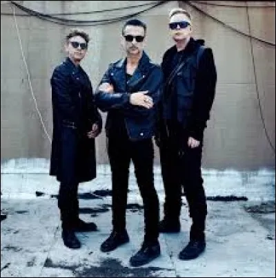 Comment s'appelle le chanteur du groupe Depeche Mode ?