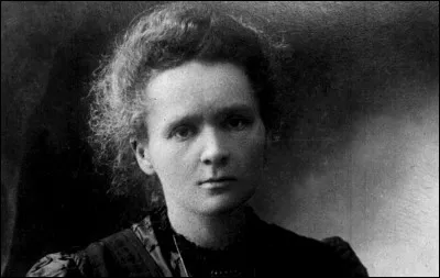 En quelle année une femme est-elle devenue professeur à la Sorbonne ?