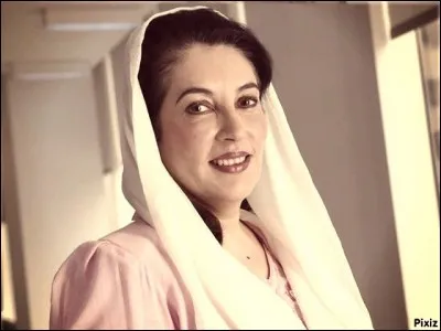 Benazir Bhutto - De quel pays a-t-elle été la première ministre ?
