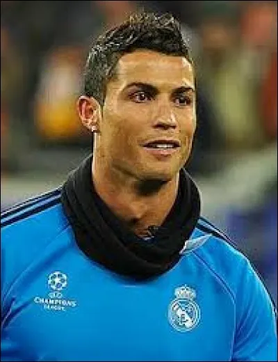 Quel âge a-t-il en mars 2018 ?