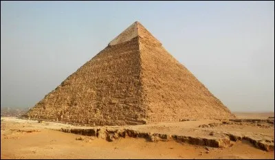 Dans quel pays peut-on voir des pyramides ?