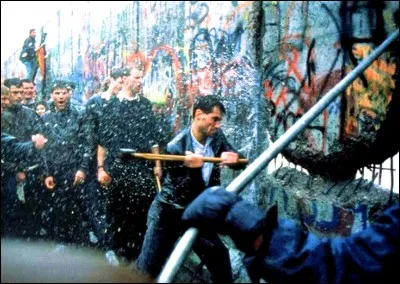 En quelle année le mur de Berlin a-t-il chuté ?