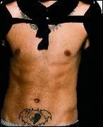 A qui appartient ce torse ?