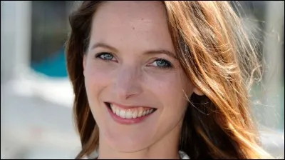 Qui a un lien parenté avec Estelle ?