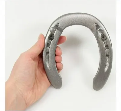 On ferre un cheval tous les ...