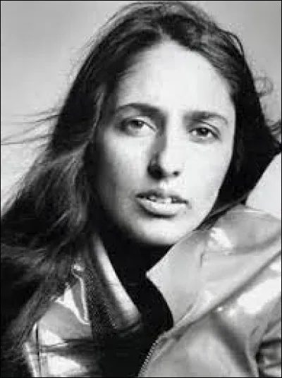 En mémoire de quelles personnes Joan Baez a-t-elle chanté ''Here's to You'' ?