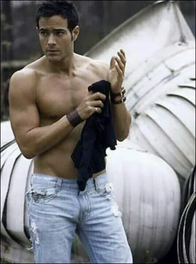 Comment s'appelle-t-il ?