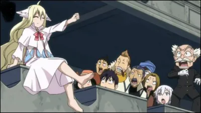 Pourquoi Mavis a-t-elle l'apparence d'une enfant alors qu'elle est adulte ?