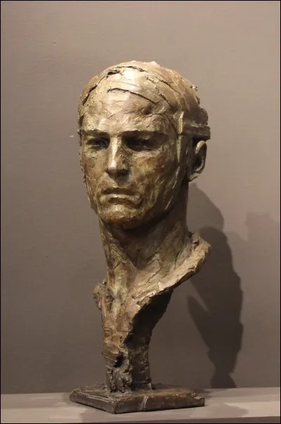 Comment cette sculpture a-t-elle été baptisée ?