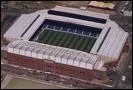 Quel club cossais joue  l'Ibrox park ?