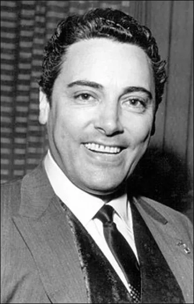 Trouvez le nom de ce ténor italien qui nous a malheureusement quitté le 16 octobre 1982.