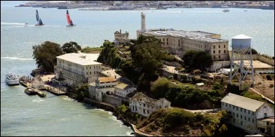 Où peut-on trouver l'île d'Alcatraz ?