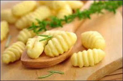 "- Maman, ça fait déjà une semaine.
- On peut plus tenir, là.
Des gno gno, des ki ki ! 
- Des gnocchis à poêler _ _ _ _ _ _ _ _ ? 
- Oh, ouais ! 
En plus, c'est super facile à faire, cinq minutes à la poêle et c'est croustillant, moelleux. 
- Mmh, trop trop bon ! 
Gnocchi à poêler _ _ _ _ _ _ _ _ , c'est facile de leur faire plaisir."