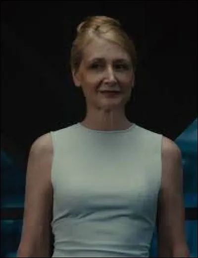 Quelle est l'actrice qui joue Ava Paige ?