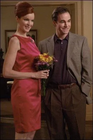 Saison 2 : Après la mort de son mari, qui fréquente-t-elle ?