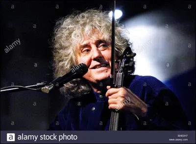 Une des ses chansons a pour titre le nom d'un arbre fruitier, mais lequel ?