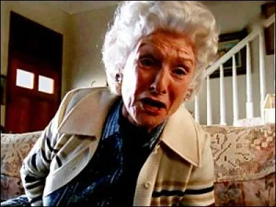 Saison 6 - Episode 14 : en voulant sauver la vie de quel personnage Ida a-t-elle perdu sa jambe ?