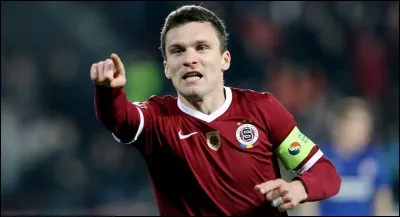 Quel poste a occupé le footballeur tchèque David Lafata ?