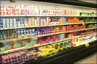 Comment s'appelle le rayon où il y a du lait, du fromage, de la crème etc. dans un supermarché ?