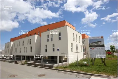 Dans quel département se situe Saint-Privat-la-Montagne ?