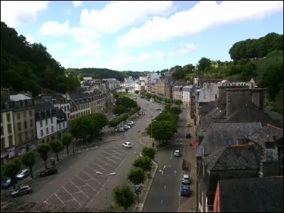 Dans quel département se situe Saint-Max ?